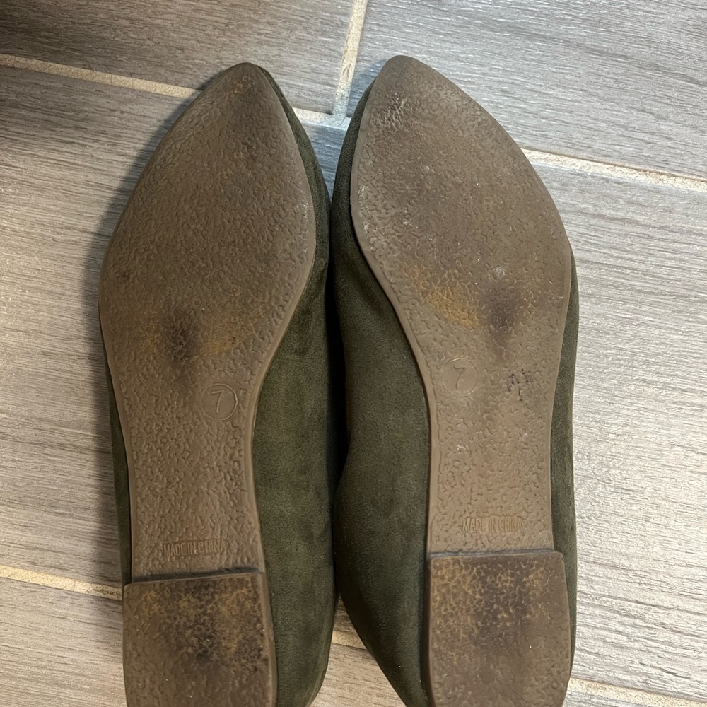 Report Green Suede Flats Moccasin-Inspired - Picture 2 of 2